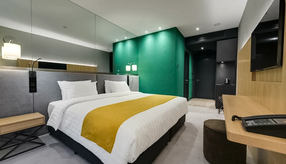 هتل گلاروس اولد تاون تفلیس